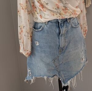 Zara Asymmetrical Denim Skirt in Light Blue Distressed Jean Size Small 26